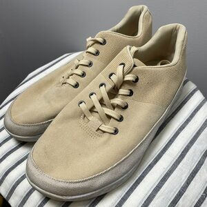 NOBULL Canvas Trainer in the beige